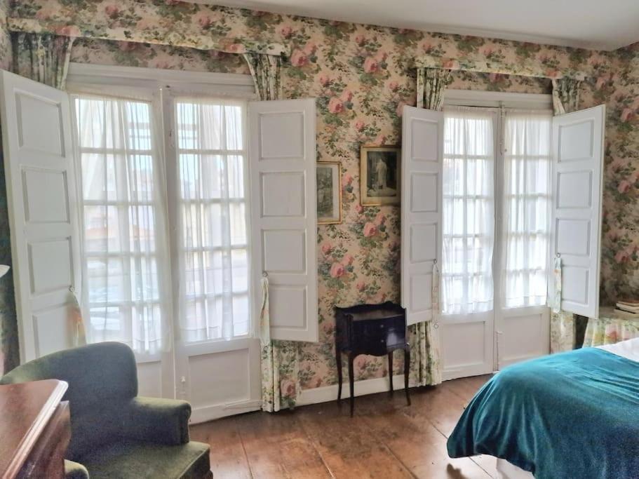 Вилла Mima'S House - La Casa De Mima Комильяс Экстерьер фото